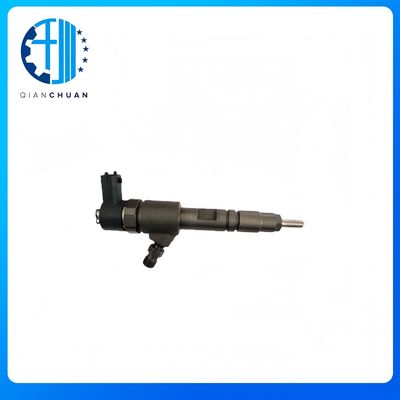 1J801-53052 0445110777 Fuel Injector For Kubota Engine V2403 D1803 Tractor L3301 L3901
